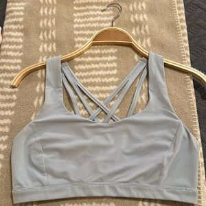 Lululemon Free to Be Serene Sports Bra